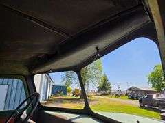 Macdonald Low bed truck