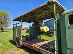 Macdonald Low bed truck