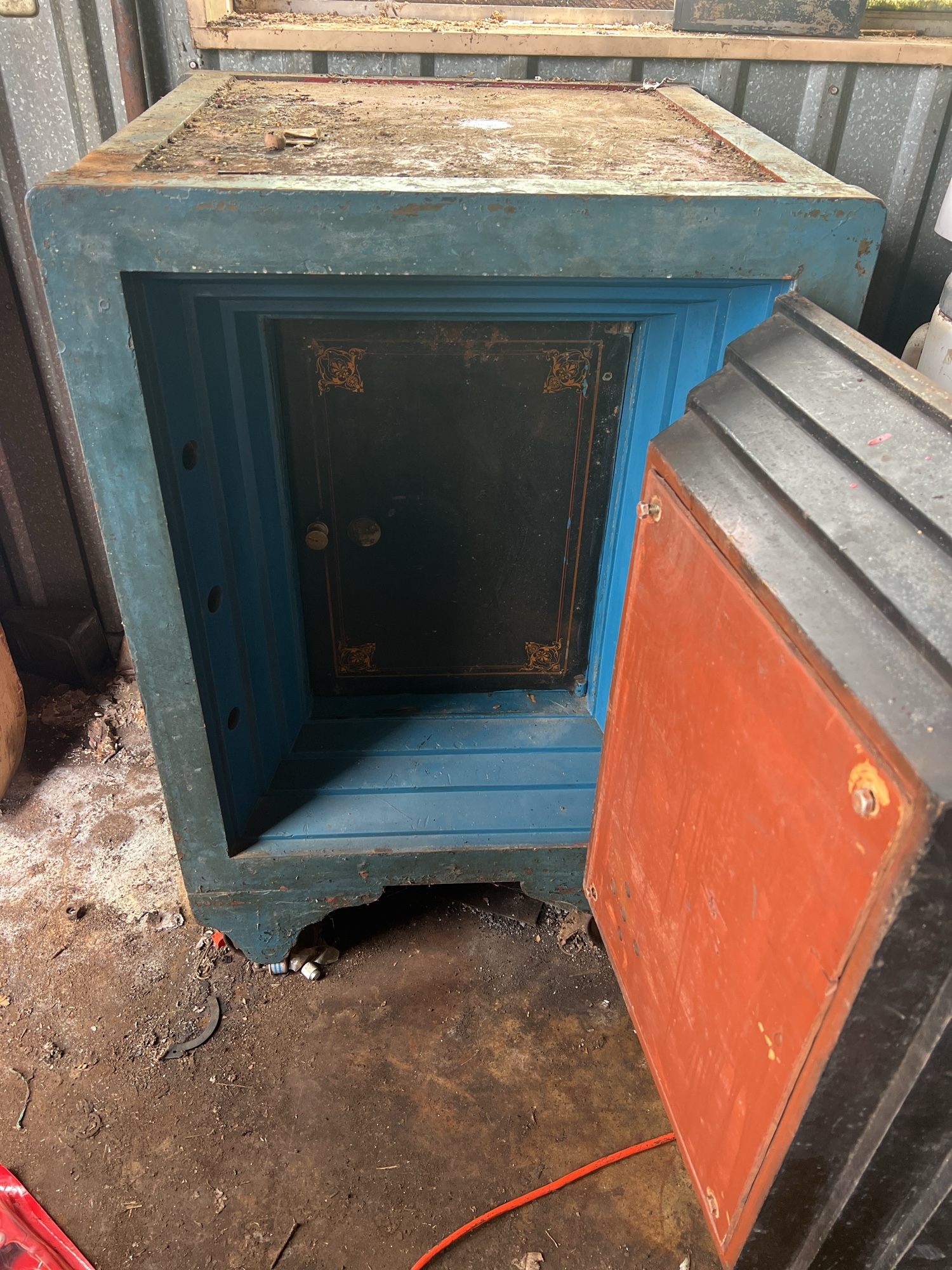 Lot image 2