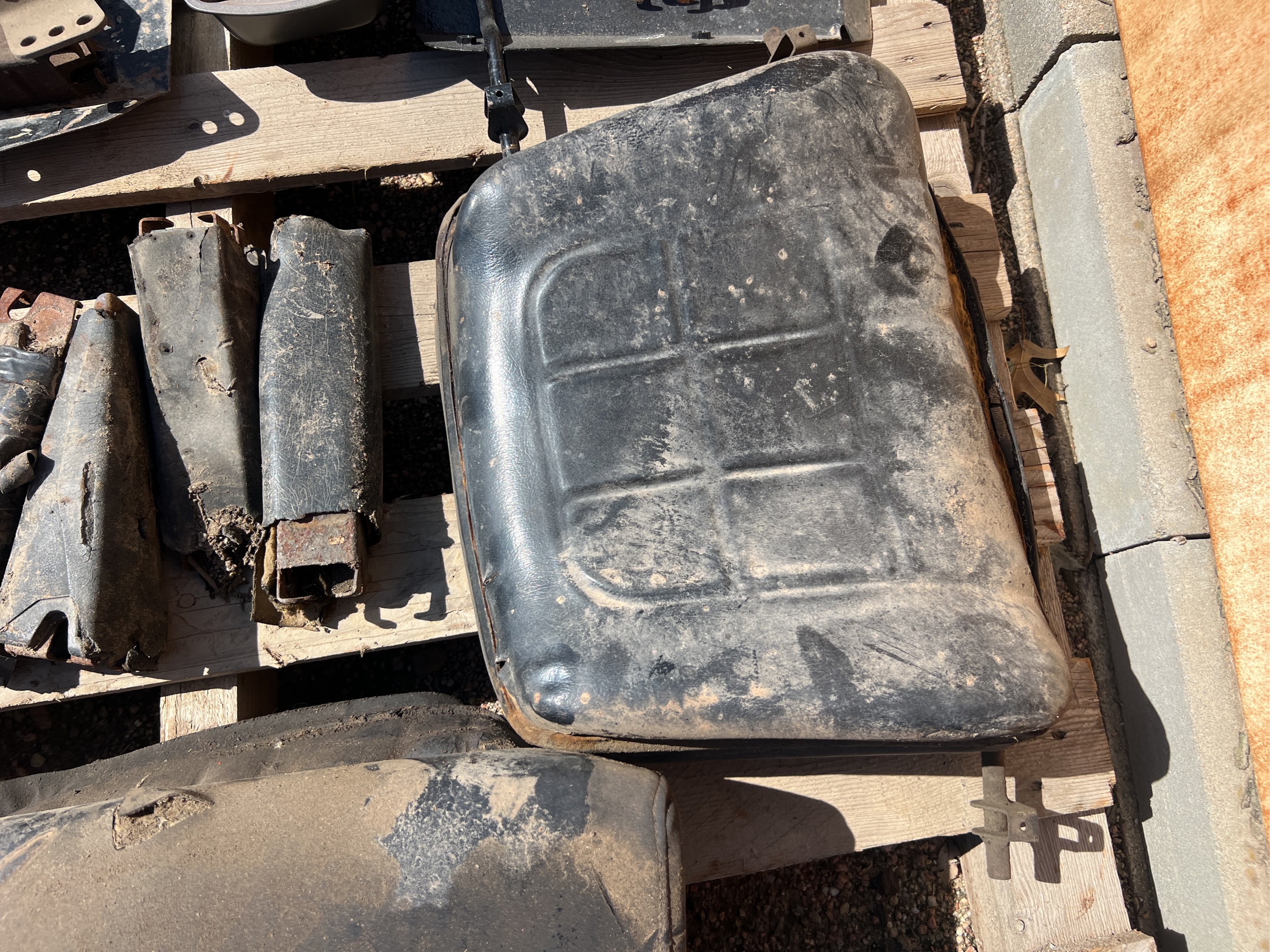 Lot image 4