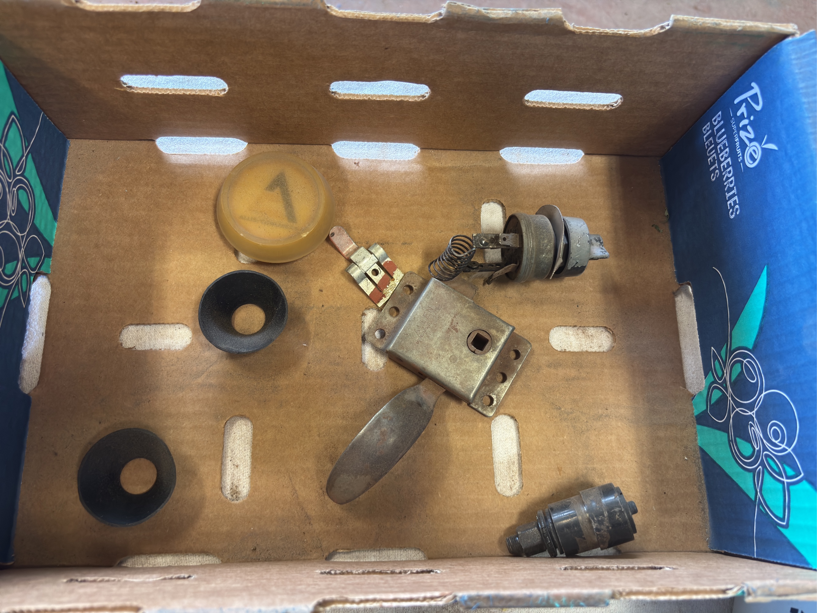 Lot image 2