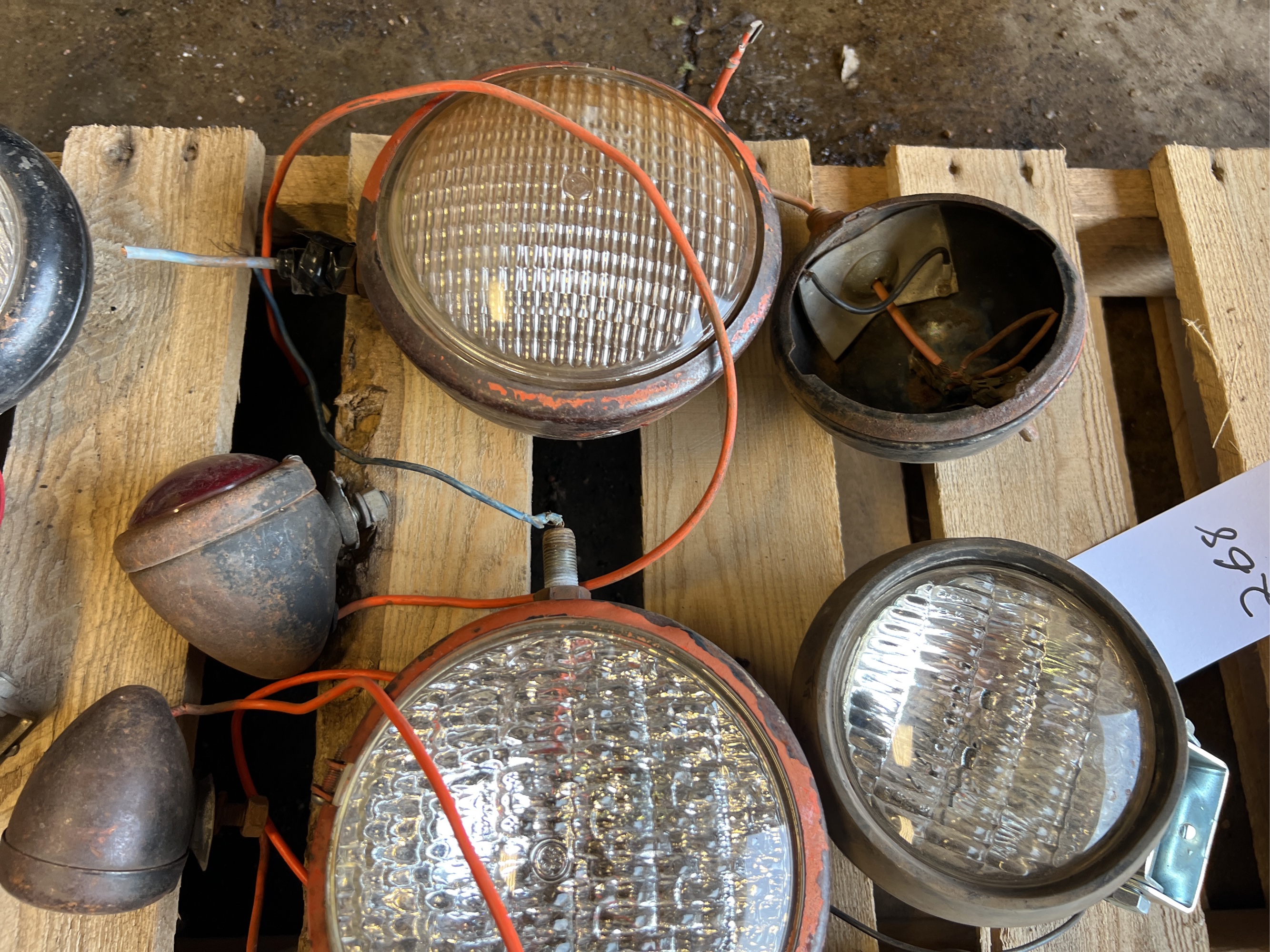 Lot image 8