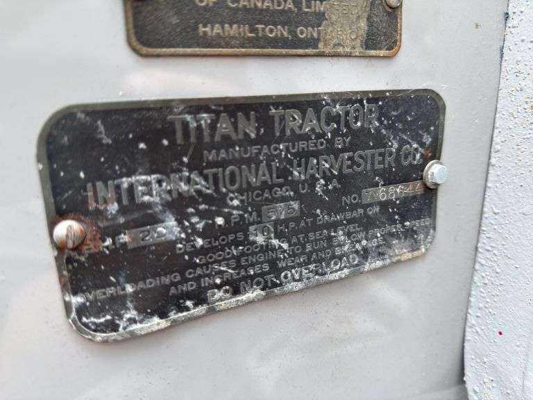 International Harvester Titan 10-20