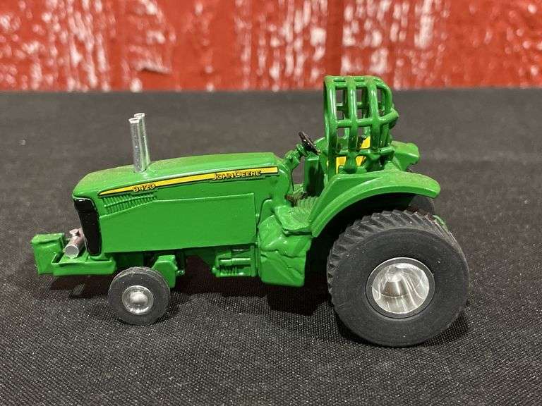 1/64 John Deere 8420 Puller Custom