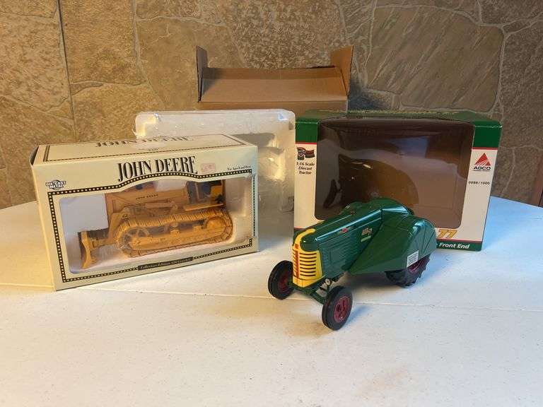 (2) 1/16 John Deere 420 Crawler + Oliver 77 Orchard NIB image