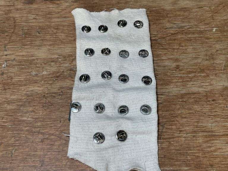 (9) IH Red Power Round Up Pins