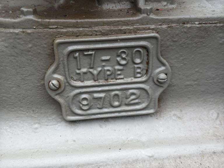 Minneapolis 17-30 Type B Crossmotor