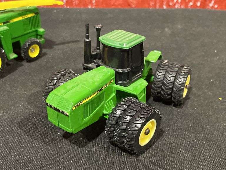 (6) 1/64 John Deere