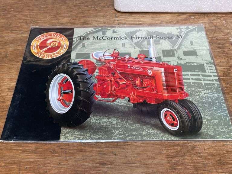 1/16 Farmall Super M Precision NIB Ertl