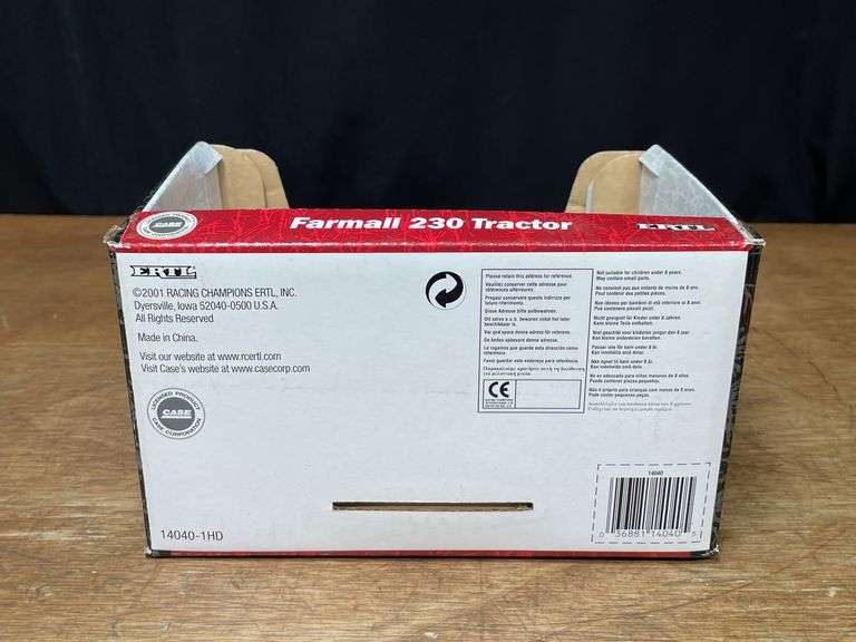 1/16 Farmall 230 NIB Ertl