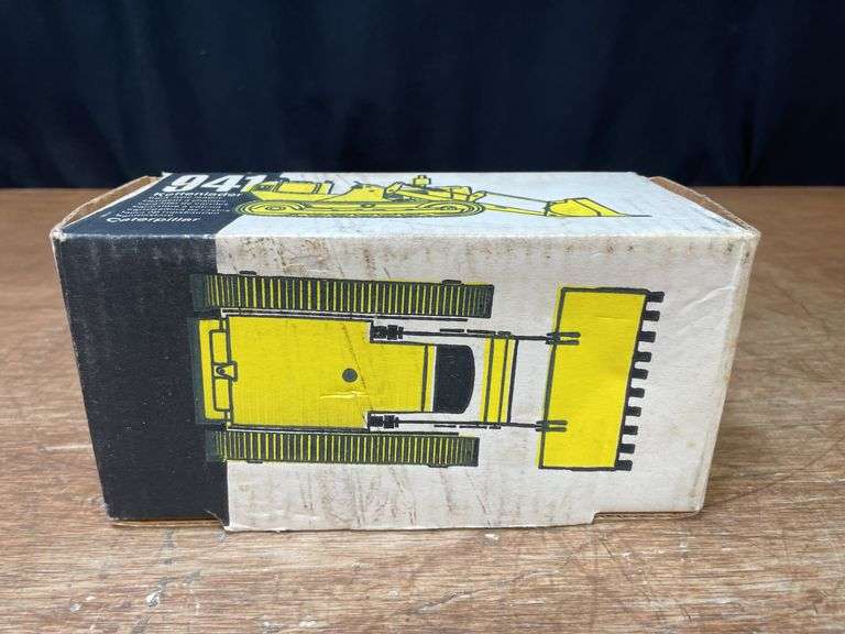 1/50 Caterpillar 941 Crawler Loader NIB NZG