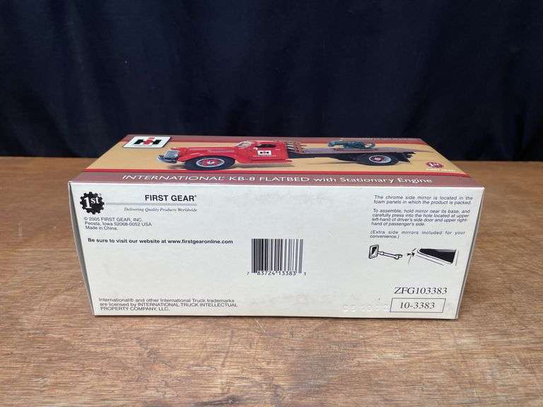 1/34 IH KB-8 Truck w/Engine NIB 1st Gear