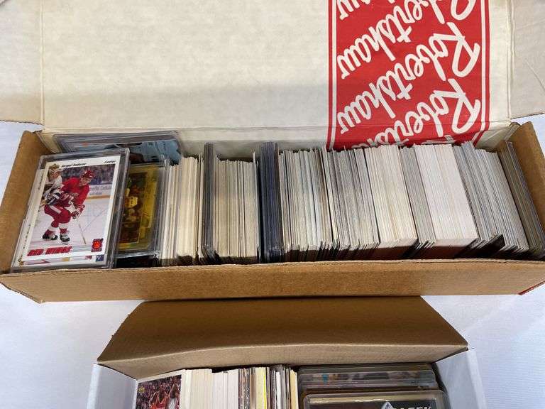 Large Lot of Multiple Sports Stars