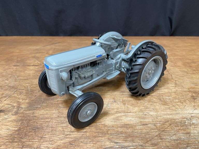 1/16 Ferguson TO-20 1994 KCMO NIB SM
