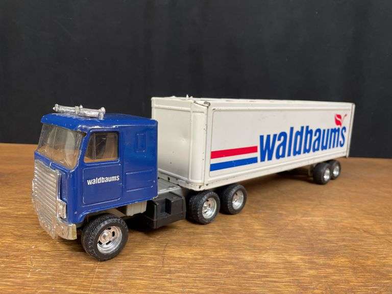 (2) Waldbaums + Abbott Labs Semis Ertl