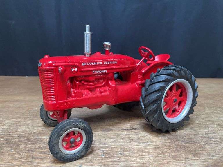 1/16 McCormick-Deering W-6 1990 50th Anniversary Pioneer Collectibles