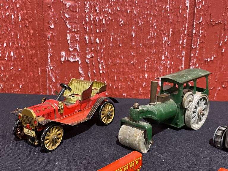 (10) Toy Lot