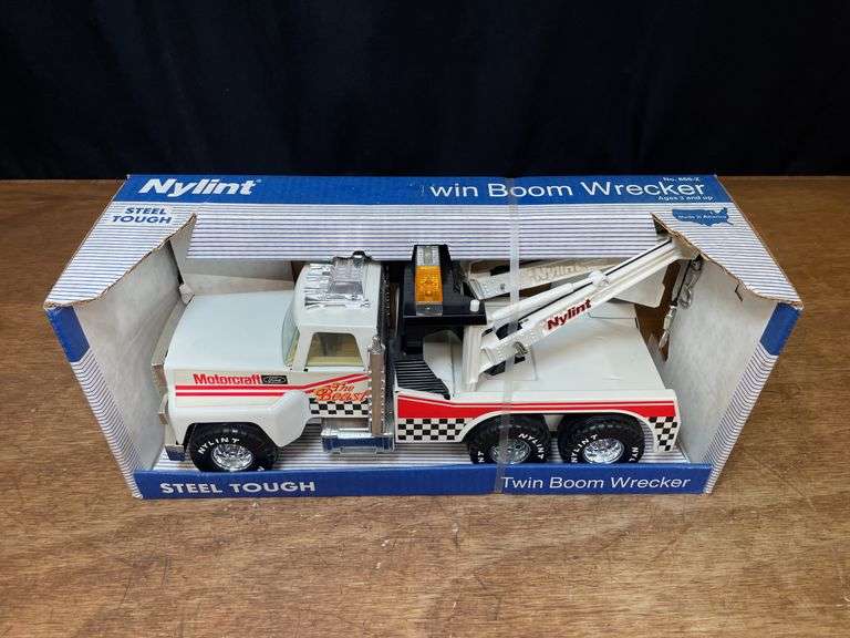 Motorcraft Wrecker NIB NyLint