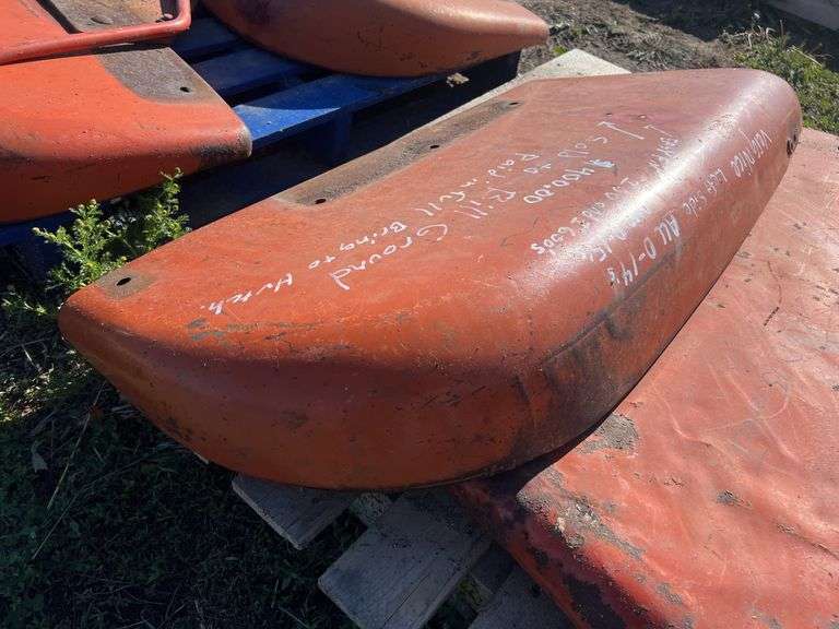 Allis Chalmers D14 and D15 Fender Set