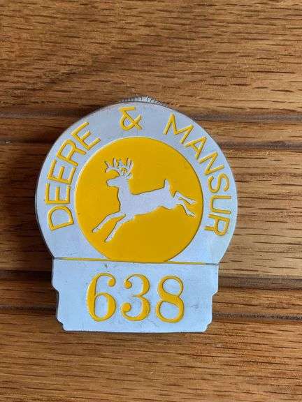 Deere & Mansur Employee Badge image