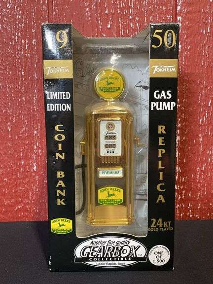 John Deere Gold Gas Pump Bank NIB Gearbox image