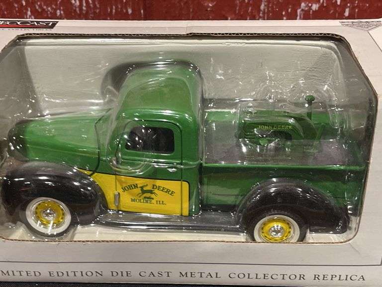 1/25 John Deere Ford Truck + Car SC
