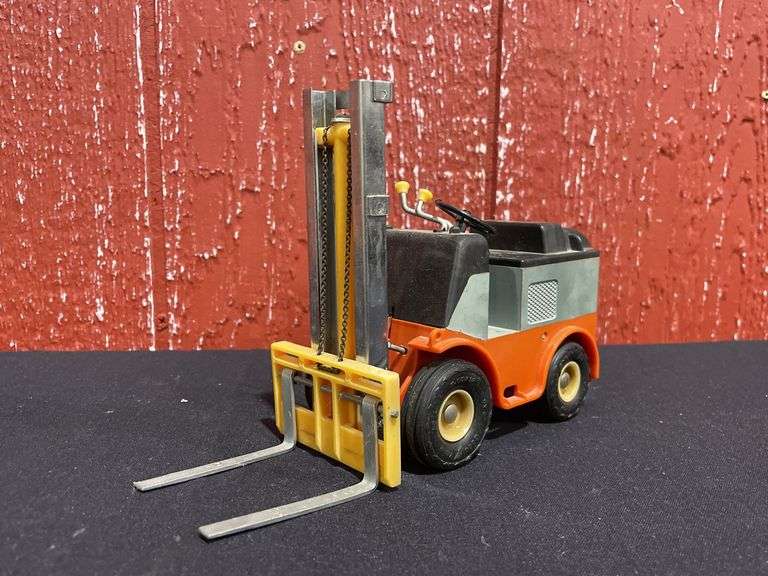 (2) Ice Truck + Fork Lift