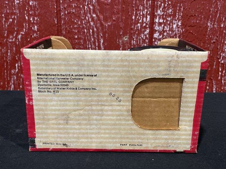 1/16 IH 544 NIB Ertl