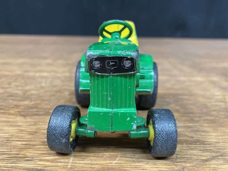(2) 1/16 John Deere 110 + 140 L&G Ertl