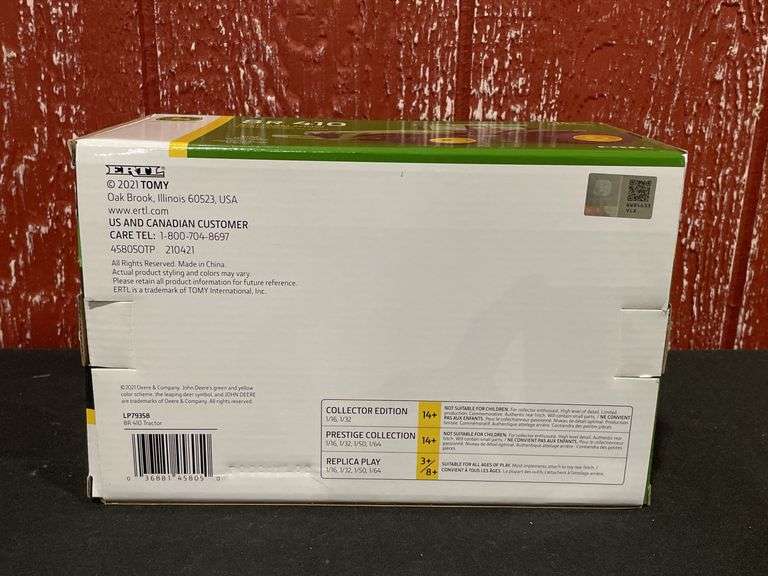 1/32 John Deere 8R 410 2021 Farm Show NIB Ertl