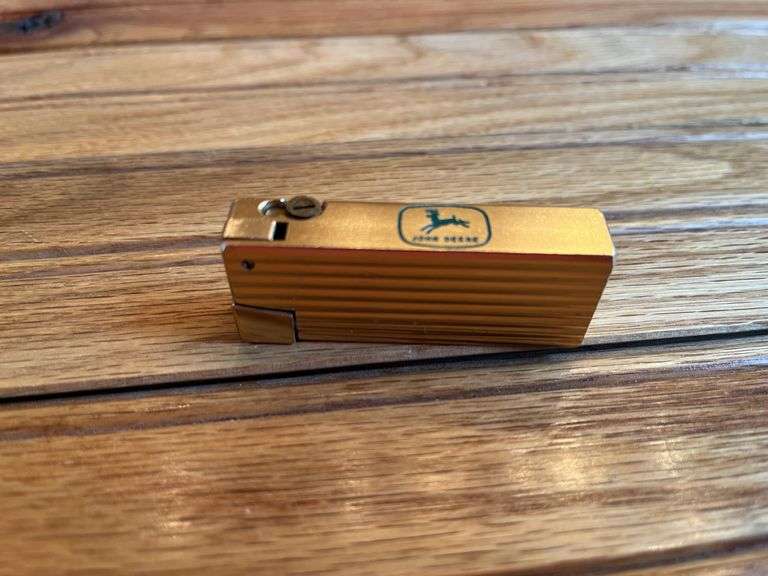 John Deere Lighter image