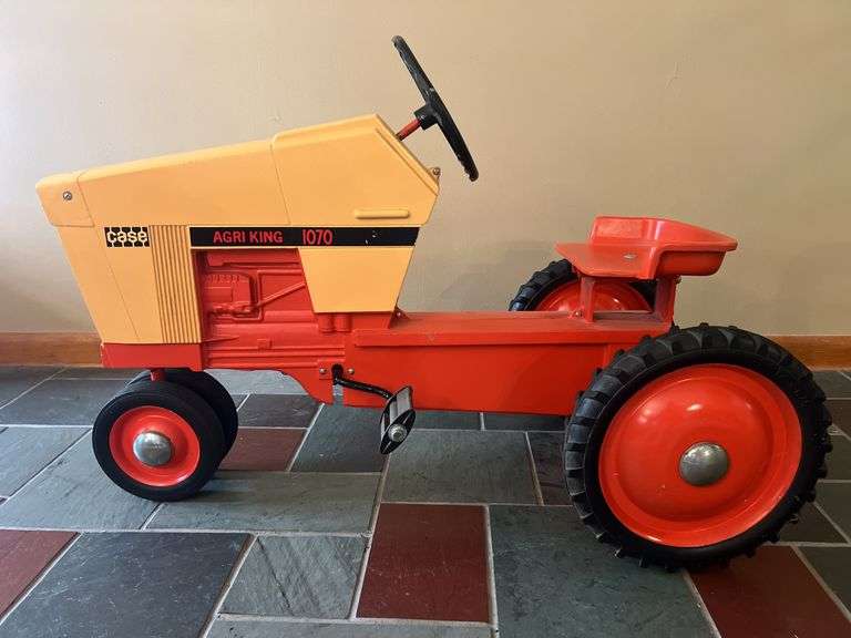 Case Agri King 1070 Pedal Tractor Ertl image