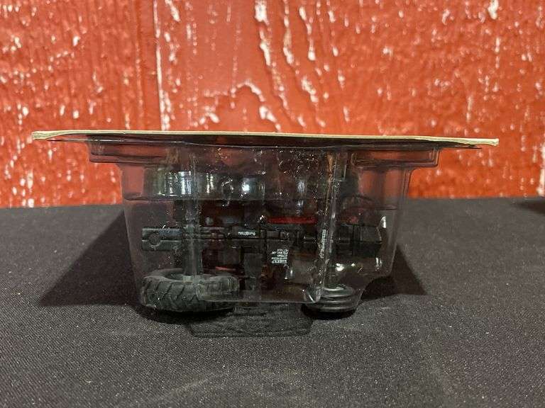 (3) 1/64 Case-IH + IH Tractors NIB Ertl