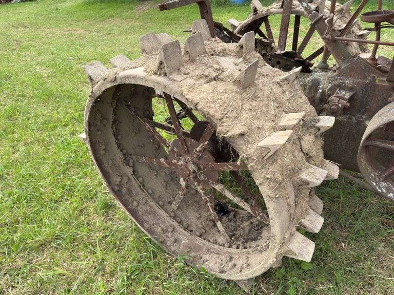 McCormick Deering 10-20