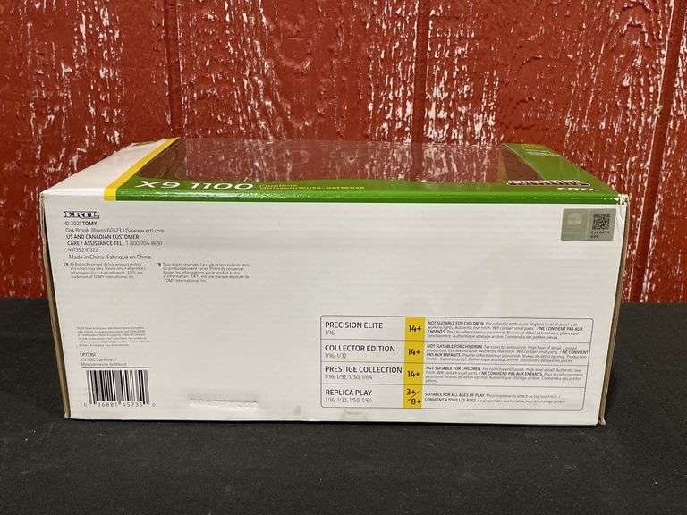 1/64 John Deere X9 1100 Combine Prestige NIB Ertl