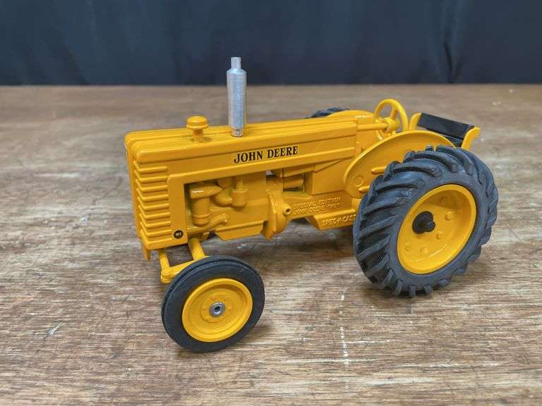 1/16 John Deere MI Special Edition NIB SC