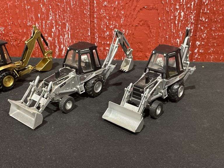 (5) 1/35 Case Industrial