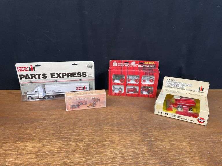 (4) 1/64 IH Tractors + Combine image