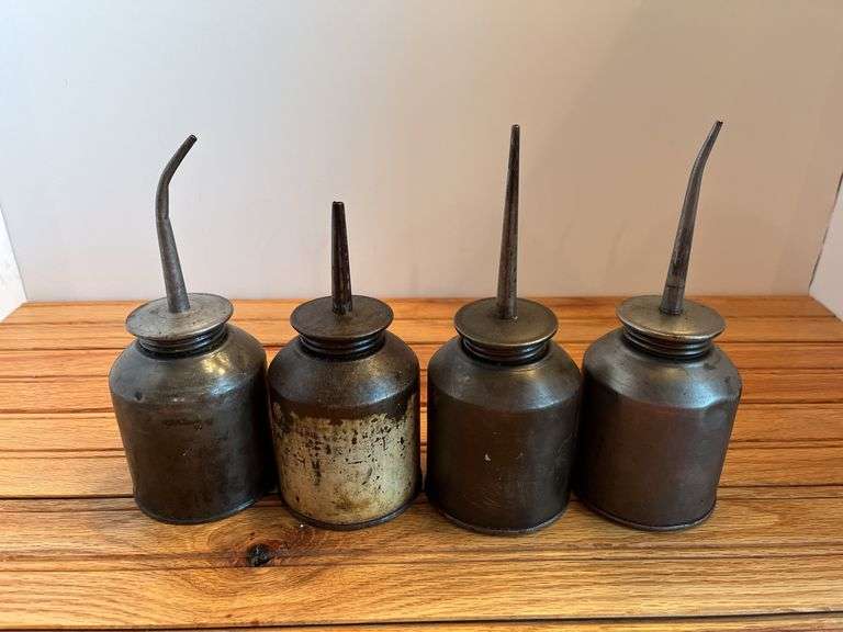 (4) Oil Cans