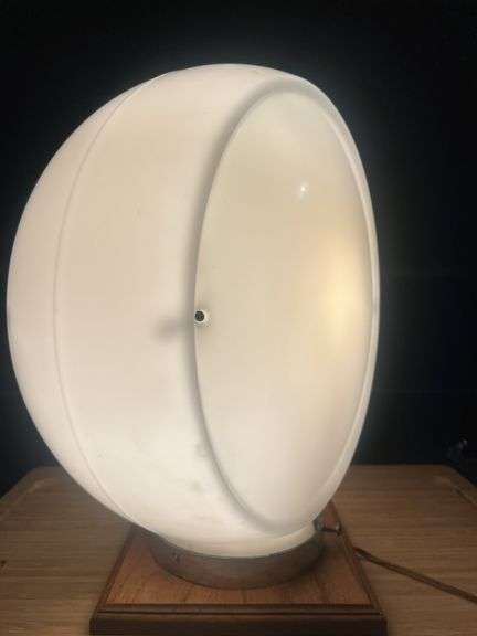 Wide Body Glass Gas Pump Globe