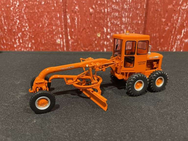 1/50 AC 45 Grader 2008 NTTC NIB 1st Gear