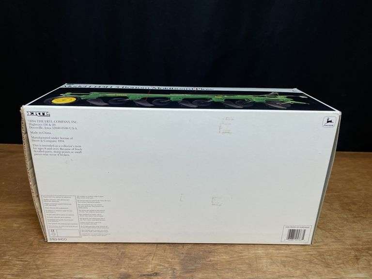 1/16 John Deere F145H Plow Precision NIB Ertl