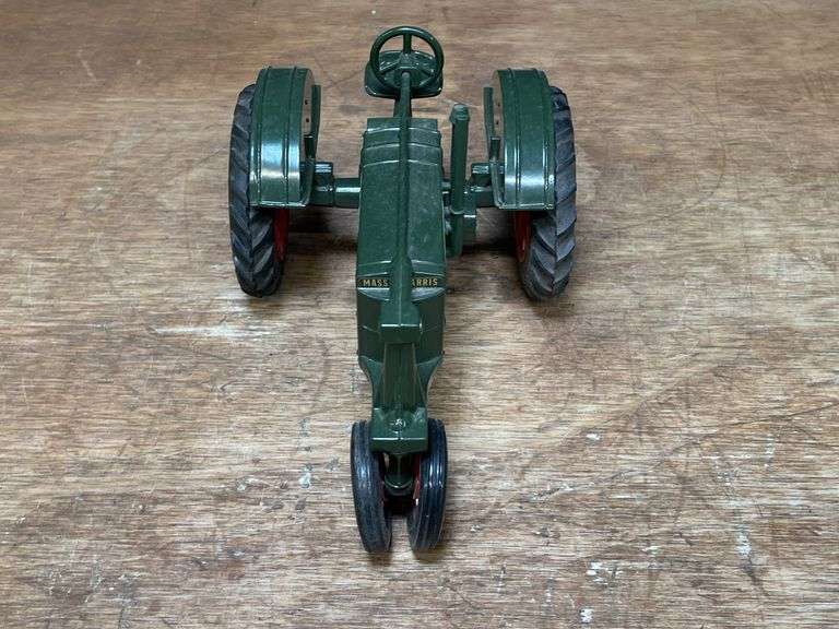 1/16 Massey-Harris Challenger Ertl