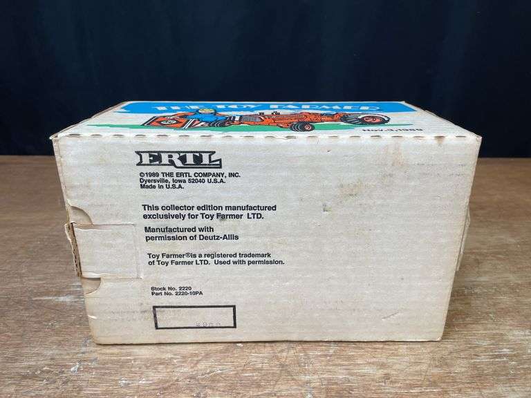 1/16 AC D19 1989 NFTS NIB Ertl
