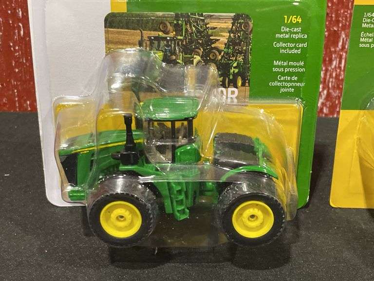 (2) 1/64 John Deere 9570R + 9560R NIB Ertl