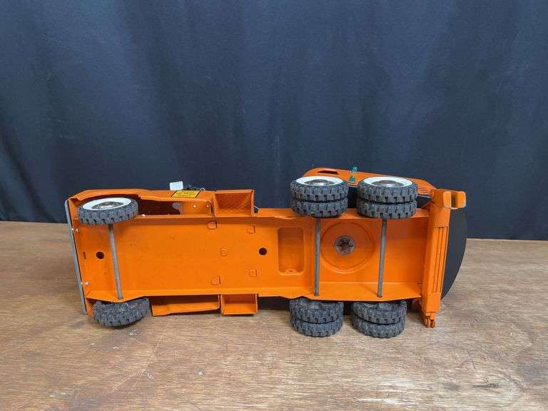 State Hi-Way Dept. Crane Structo