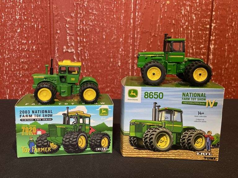 (2) 1/64 John Deere 7020 + 8650 NFTS NIB Ertl image