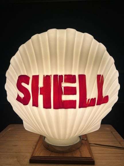 Clamshell - Shape. Shell Oil Glass Fuel Pump Globe