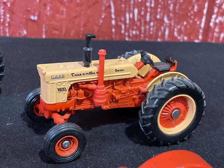 (2) 1/43 Case Tractors Ertl