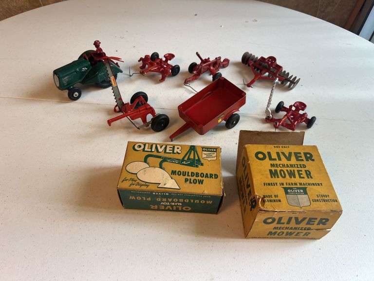Oliver Farm Toys Slik + Hubley image